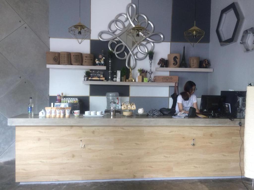 The Batik Bed And Coffee Bandung Hotel Ngoại thất bức ảnh