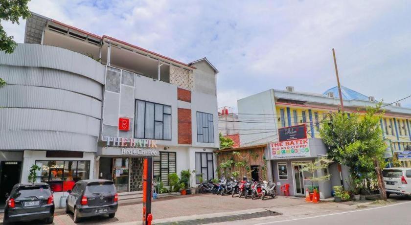 The Batik Bed And Coffee Bandung Hotel Ngoại thất bức ảnh
